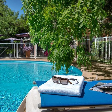 Ibis Brignoles Provence Verte Exterior foto