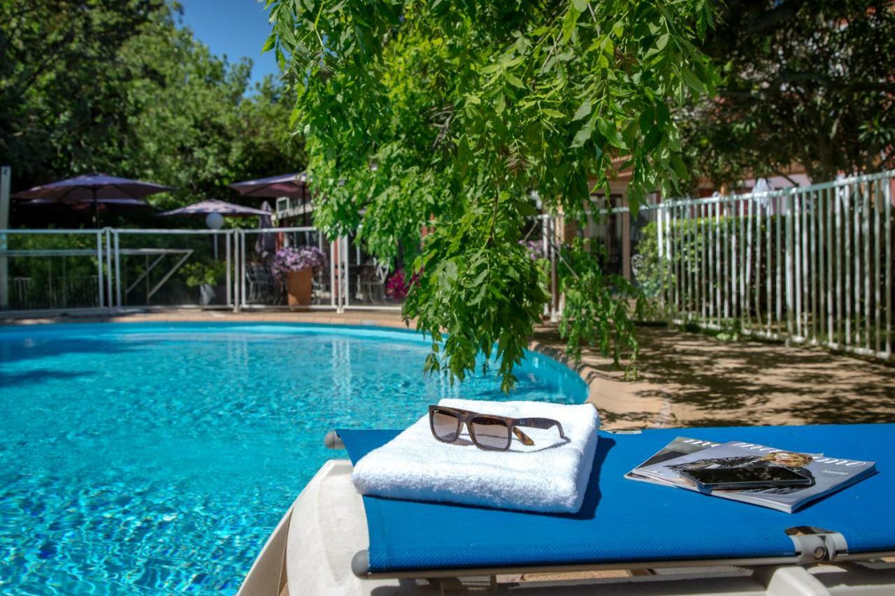 Ibis Brignoles Provence Verte Exterior foto